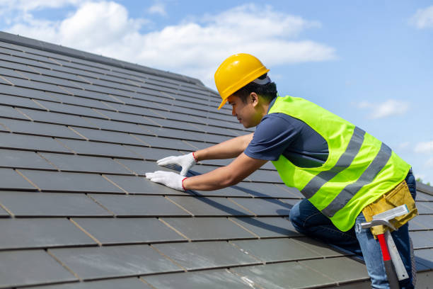 Best Flat Roof Repair Services  in Curtice, OH